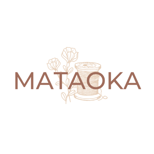 Mataoka est une jeune entreprise qui travaille avec des tissus seconde main, pour créer des accessoires à la main