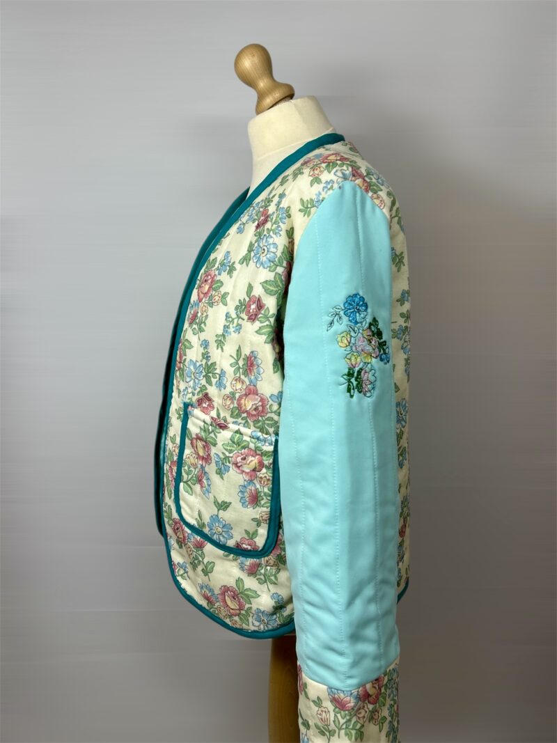 Veste réversible turquoise et fleurs Naray – Image 4