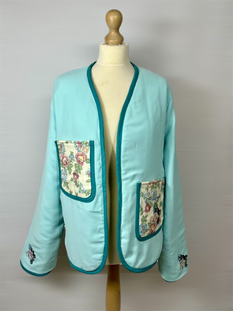 Veste réversible turquoise et fleurs Naray – Image 8