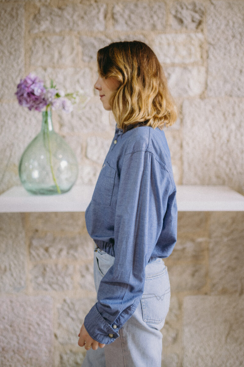 Chemise upcyclée "Girl Boss" – Image 2